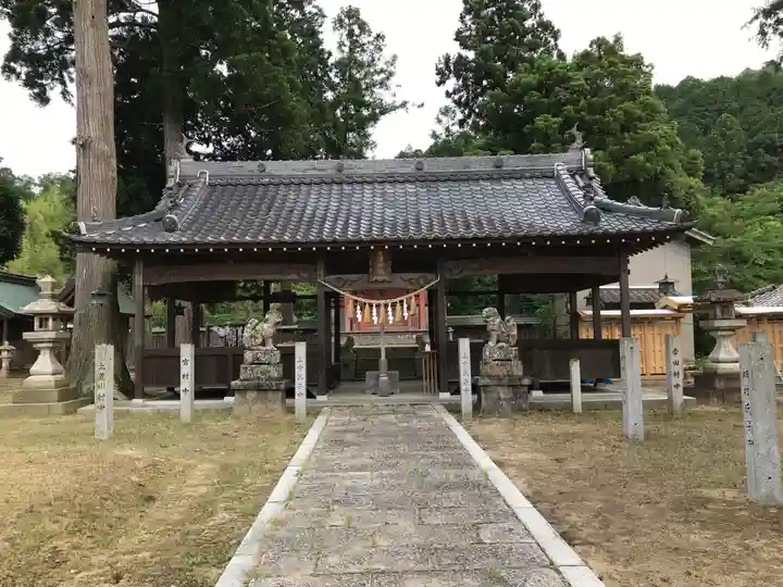 天津神社の本殿・本堂