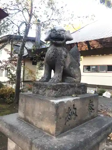 鷹栖神社の狛犬