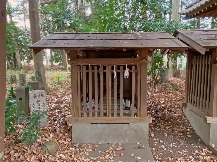 中氷川神社の末社・摂社
