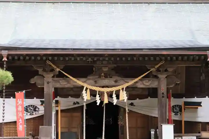 三春大神宮の本殿・本堂