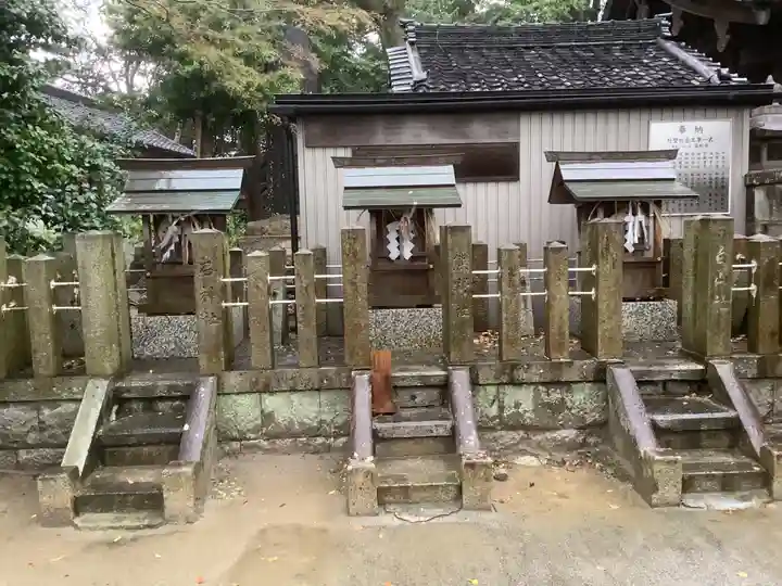 七所社の末社・摂社