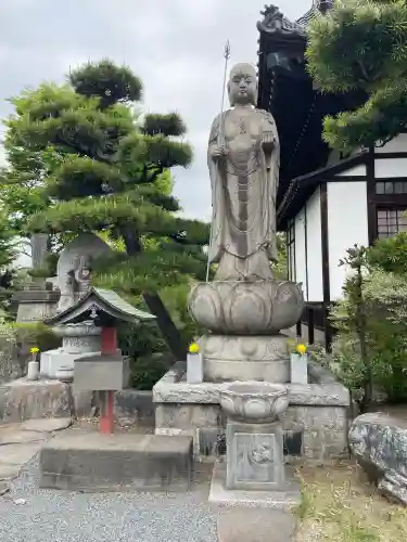 養報寺の{uncategorized: "未分類", other: "その他", undefined: "問題あり", building: "その他建物", grave: "お墓", sacred_gate: "鳥居", guardian: "狛犬", statue: "像", buddha: "仏像", history: "歴史", nature: "自然", garden: "庭園", animal: "動物", pagoda: "塔", temizu: "手水舎", mountain_gate: "山門・神門", sanctuary: "本殿・本堂", subordinate: "末社・摂社", art: "芸術", scenery: "景色", jizo: "地蔵", ema: "絵馬", goshuin: "御朱印", omikuji: "おみくじ", items: "授与品その他", amulet: "お守り", goshuincho: "御朱印帳", eats: "食事", festival: "お祭り", votive_dance: "神楽", shichigosan: "七五三参", wedding: "結婚式", experience: "体験その他", initially: "初詣", around: "周辺", anti_infection: "感染症対策"}