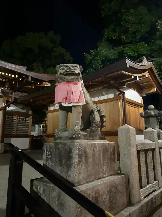 茨木神社の{uncategorized: "未分類", other: "その他", undefined: "問題あり", building: "その他建物", grave: "お墓", sacred_gate: "鳥居", guardian: "狛犬", statue: "像", buddha: "仏像", history: "歴史", nature: "自然", garden: "庭園", animal: "動物", pagoda: "塔", temizu: "手水舎", mountain_gate: "山門・神門", sanctuary: "本殿・本堂", subordinate: "末社・摂社", art: "芸術", scenery: "景色", jizo: "地蔵", ema: "絵馬", goshuin: "御朱印", omikuji: "おみくじ", items: "授与品その他", amulet: "お守り", goshuincho: "御朱印帳", eats: "食事", festival: "お祭り", votive_dance: "神楽", shichigosan: "七五三参", wedding: "結婚式", experience: "体験その他", initially: "初詣", around: "周辺", anti_infection: "感染症対策"}