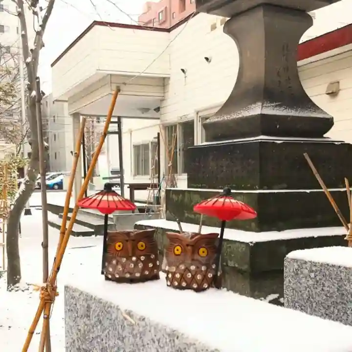 彌彦神社 (伊夜日子神社)の像