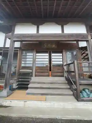 長福寺の本殿・本堂