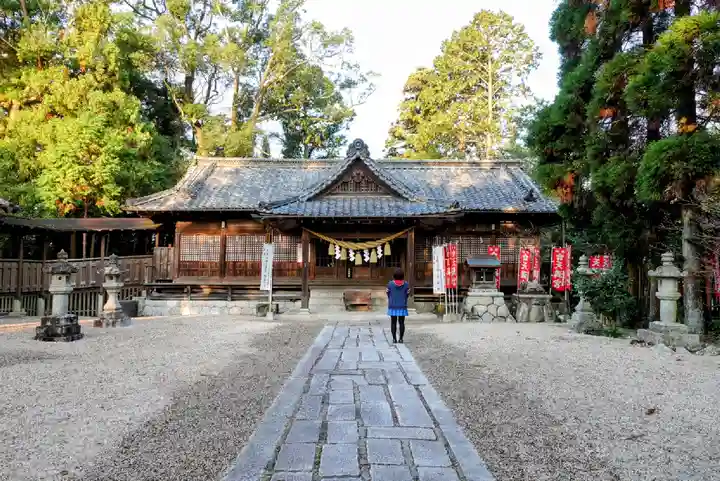 亀山神社の本殿・本堂