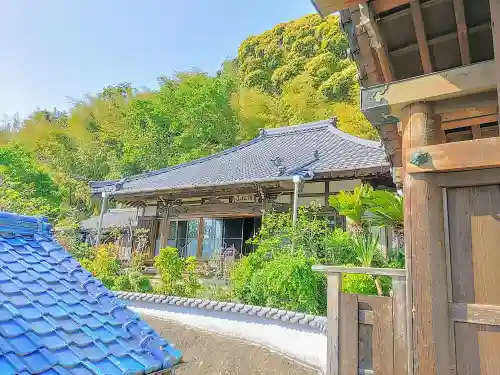 清来寺の本殿・本堂