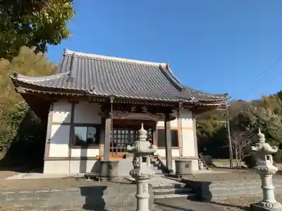 来光寺の本殿・本堂