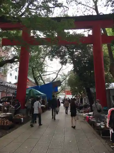 花園神社の鳥居