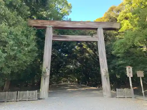 熱田神宮の鳥居