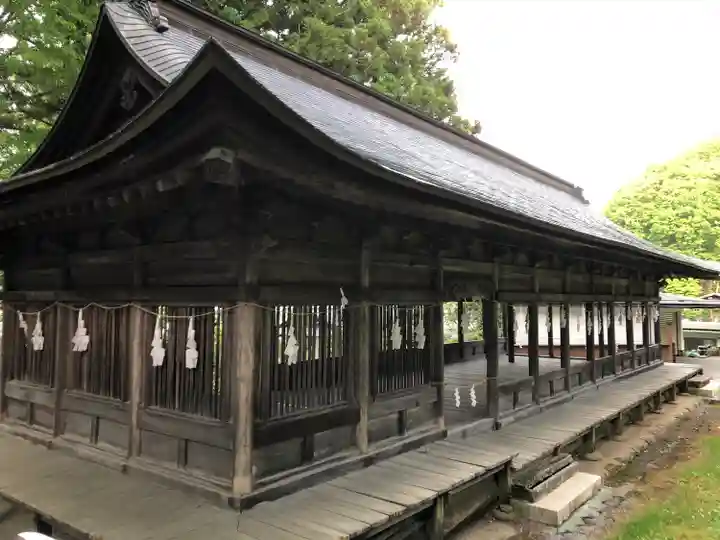 諏訪大社上社前宮(長野県)