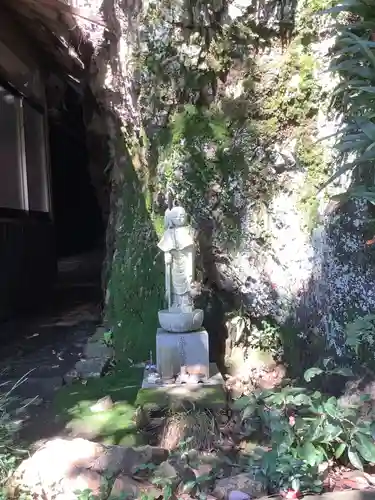 岩屋観音堂（岐阜県坂祝町）の地蔵