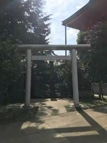 穴八幡宮(東京都)