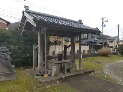 守りの神　藤基神社のその他建物