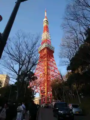 タワー大神宮の{uncategorized: "未分類", other: "その他", undefined: "問題あり", building: "その他建物", grave: "お墓", sacred_gate: "鳥居", guardian: "狛犬", statue: "像", buddha: "仏像", history: "歴史", nature: "自然", garden: "庭園", animal: "動物", pagoda: "塔", temizu: "手水舎", mountain_gate: "山門・神門", sanctuary: "本殿・本堂", subordinate: "末社・摂社", art: "芸術", scenery: "景色", jizo: "地蔵", ema: "絵馬", goshuin: "御朱印", omikuji: "おみくじ", items: "授与品その他", amulet: "お守り", goshuincho: "御朱印帳", eats: "食事", festival: "お祭り", votive_dance: "神楽", shichigosan: "七五三参", wedding: "結婚式", experience: "体験その他", initially: "初詣", around: "周辺", anti_infection: "感染症対策"}