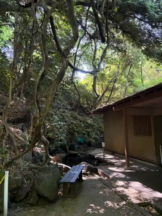明王院(満願寺別院)の{uncategorized: "未分類", other: "その他", undefined: "問題あり", building: "その他建物", grave: "お墓", sacred_gate: "鳥居", guardian: "狛犬", statue: "像", buddha: "仏像", history: "歴史", nature: "自然", garden: "庭園", animal: "動物", pagoda: "塔", temizu: "手水舎", mountain_gate: "山門・神門", sanctuary: "本殿・本堂", subordinate: "末社・摂社", art: "芸術", scenery: "景色", jizo: "地蔵", ema: "絵馬", goshuin: "御朱印", omikuji: "おみくじ", items: "授与品その他", amulet: "お守り", goshuincho: "御朱印帳", eats: "食事", festival: "お祭り", votive_dance: "神楽", shichigosan: "七五三参", wedding: "結婚式", experience: "体験その他", initially: "初詣", around: "周辺", anti_infection: "感染症対策"}