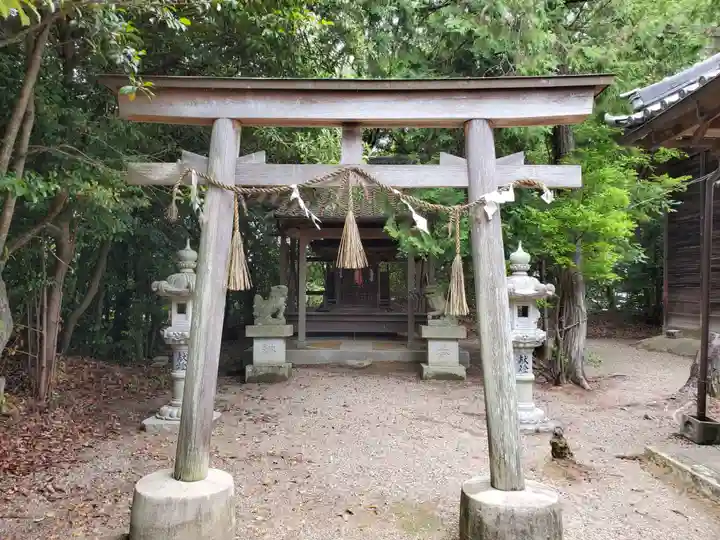 小林八幡神社の末社・摂社