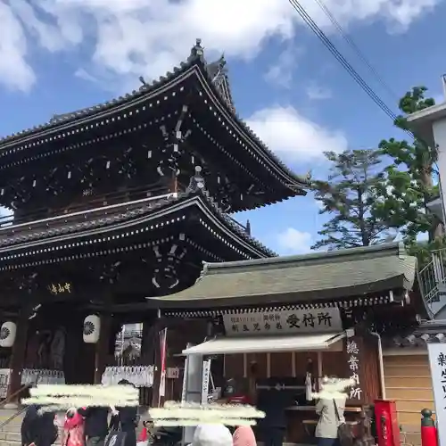 中山寺の山門・神門