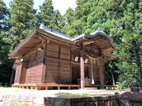 大雷神社の本殿