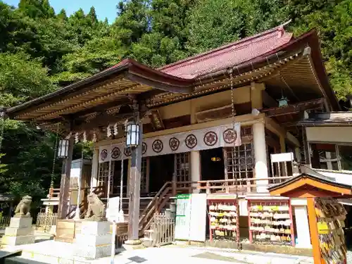 青麻神社の本殿