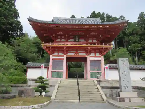 播州清水寺の山門