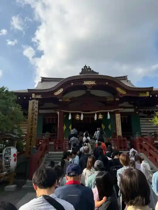 亀戸天神社の{uncategorized: "未分類", other: "その他", undefined: "問題あり", building: "その他建物", grave: "お墓", sacred_gate: "鳥居", guardian: "狛犬", statue: "像", buddha: "仏像", history: "歴史", nature: "自然", garden: "庭園", animal: "動物", pagoda: "塔", temizu: "手水舎", mountain_gate: "山門・神門", sanctuary: "本殿・本堂", subordinate: "末社・摂社", art: "芸術", scenery: "景色", jizo: "地蔵", ema: "絵馬", goshuin: "御朱印", omikuji: "おみくじ", items: "授与品その他", amulet: "お守り", goshuincho: "御朱印帳", eats: "食事", festival: "お祭り", votive_dance: "神楽", shichigosan: "七五三参", wedding: "結婚式", experience: "体験その他", initially: "初詣", around: "周辺", anti_infection: "感染症対策"}