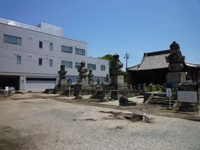 願王寺寒松院の建物その他