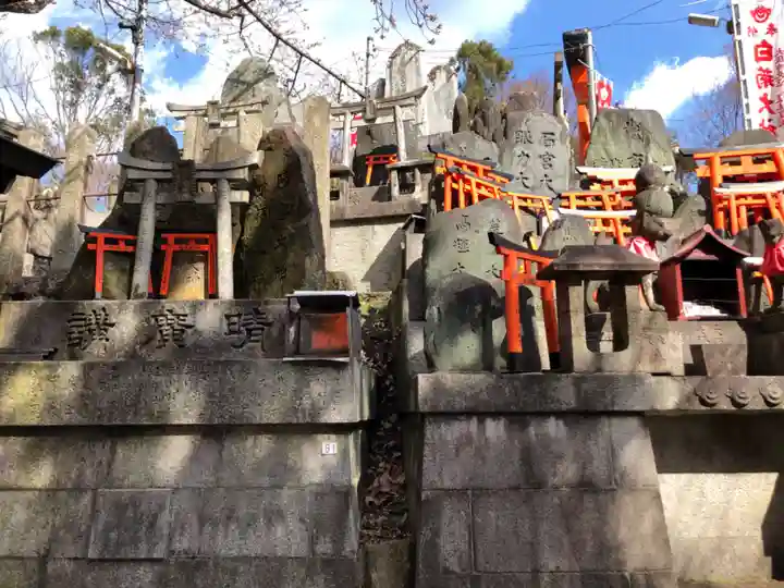 伏見稲荷大社の末社・摂社