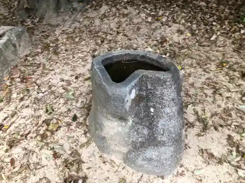 忍坂山口坐神社の手水舎