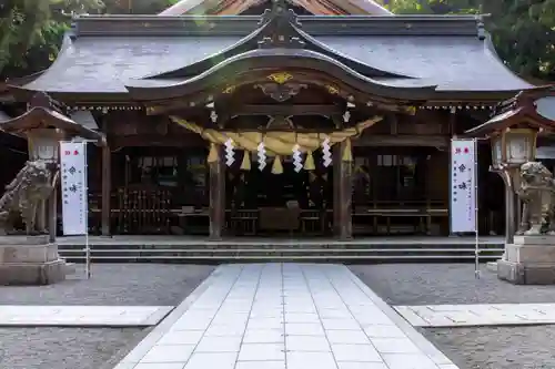 白山比咩神社の本殿