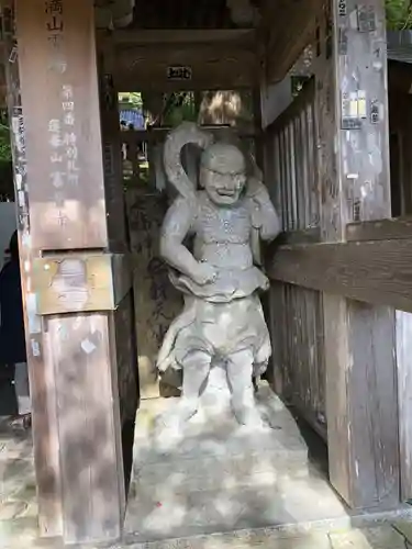 富貴寺の像