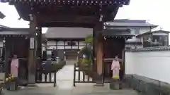 伝昌寺の山門