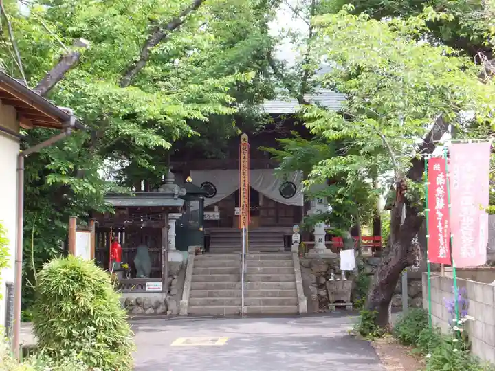 定林寺の本殿・本堂