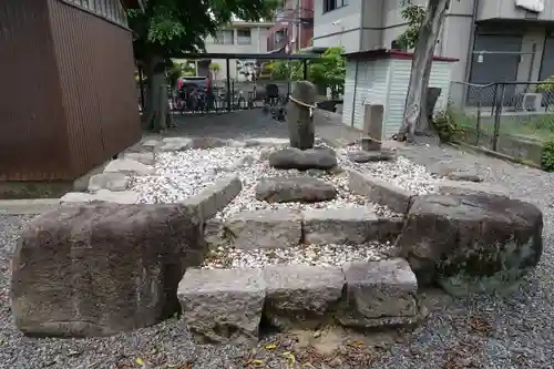 筑紫津神社の末社