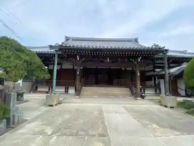 稱念寺の本殿・本堂