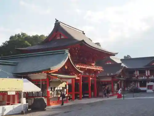 近江神宮の山門・神門