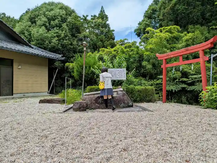 曽野稲荷神社の手水舎