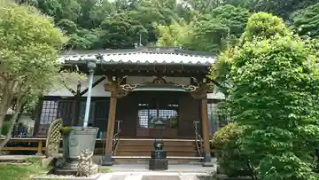 東林寺の本殿・本堂