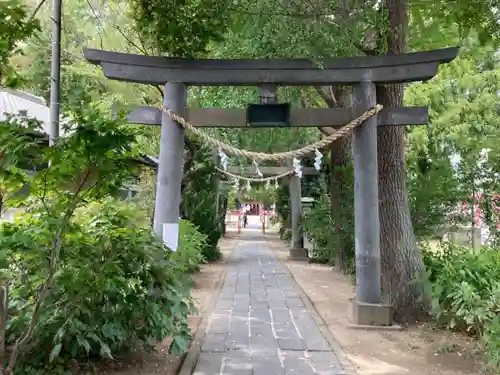 越谷香取神社の鳥居