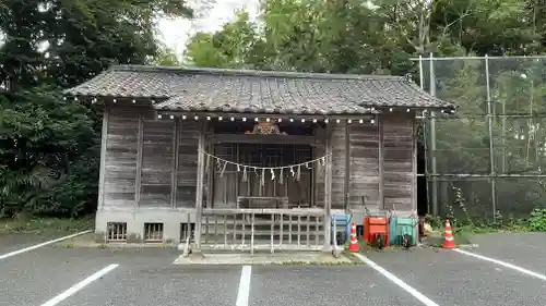 鳥屋神社の本殿