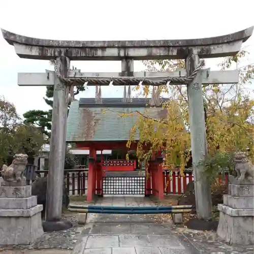 車折神社の鳥居