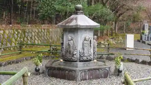 化野念仏寺の地蔵