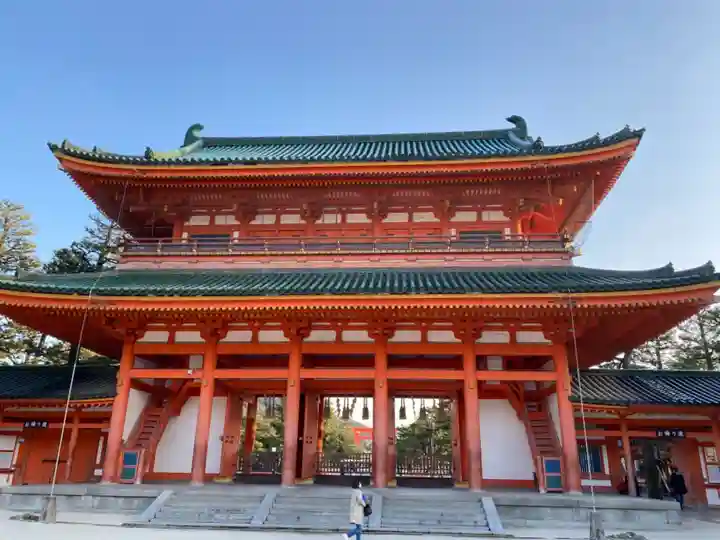 平安神宮の山門・神門