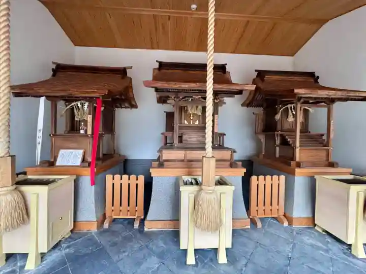 安井金比羅宮の{uncategorized: "未分類", other: "その他", undefined: "問題あり", building: "その他建物", grave: "お墓", sacred_gate: "鳥居", guardian: "狛犬", statue: "像", buddha: "仏像", history: "歴史", nature: "自然", garden: "庭園", animal: "動物", pagoda: "塔", temizu: "手水舎", mountain_gate: "山門・神門", sanctuary: "本殿・本堂", subordinate: "末社・摂社", art: "芸術", scenery: "景色", jizo: "地蔵", ema: "絵馬", goshuin: "御朱印", omikuji: "おみくじ", items: "授与品その他", amulet: "お守り", goshuincho: "御朱印帳", eats: "食事", festival: "お祭り", votive_dance: "神楽", shichigosan: "七五三参", wedding: "結婚式", experience: "体験その他", initially: "初詣", around: "周辺", anti_infection: "感染症対策"}