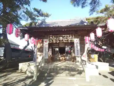 片瀬諏訪神社の本殿・本堂
