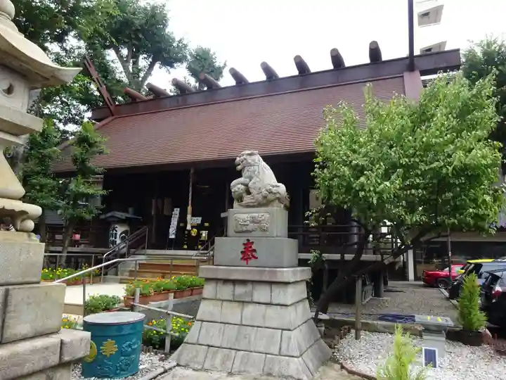 高円寺氷川神社の本殿・本堂