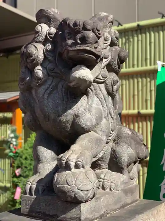 烏森神社の狛犬