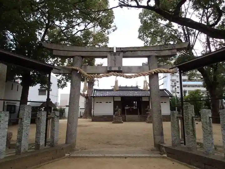 弓削神社の鳥居