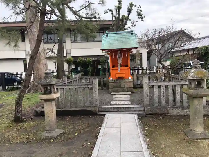 巨椋神社の末社・摂社