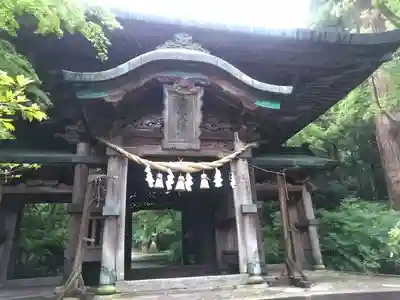 柞原八幡宮の山門・神門
